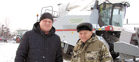 Искровские фермеры Денис и Валерий Андроновы