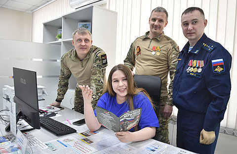 В регионе губернатором Омской области утверждено более 40 мер социальной поддержки участников СВО и членов их семей.